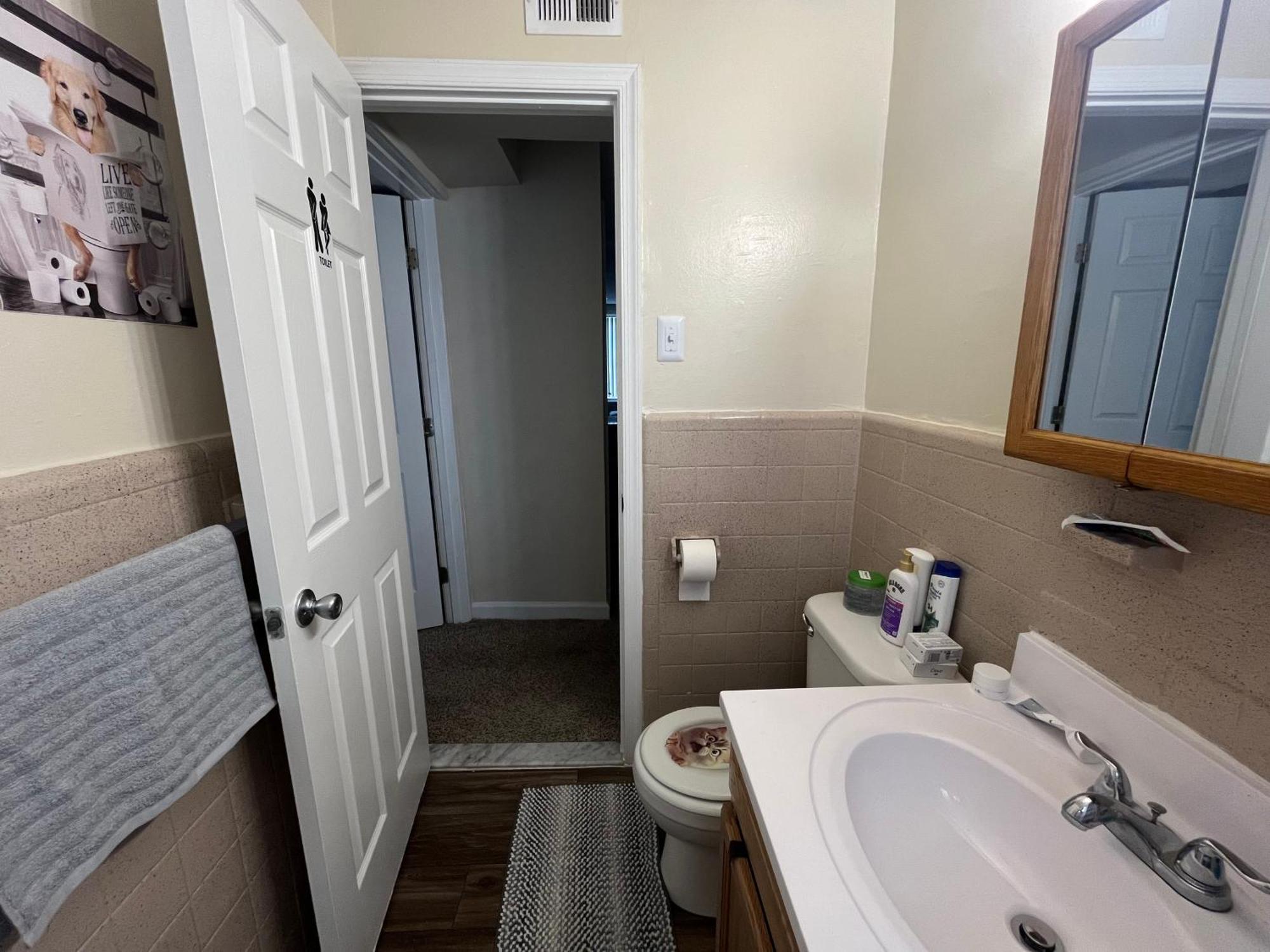 Incredible Find Near Washington Dc - 1 Private Room In Shared Apartment แลนโดเวอร์ ภายนอก รูปภาพ